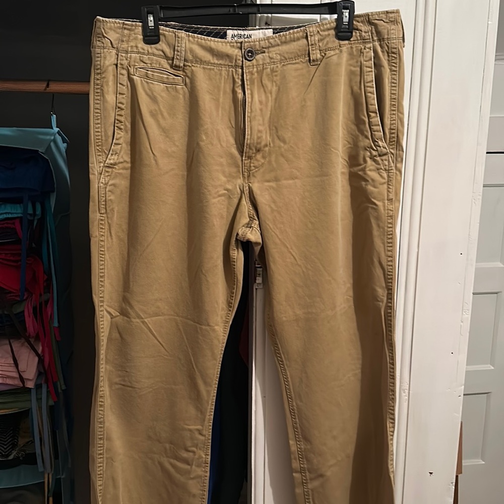 American Eagle Khaki